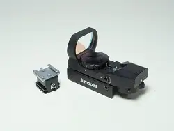 照準器の機材写真画像